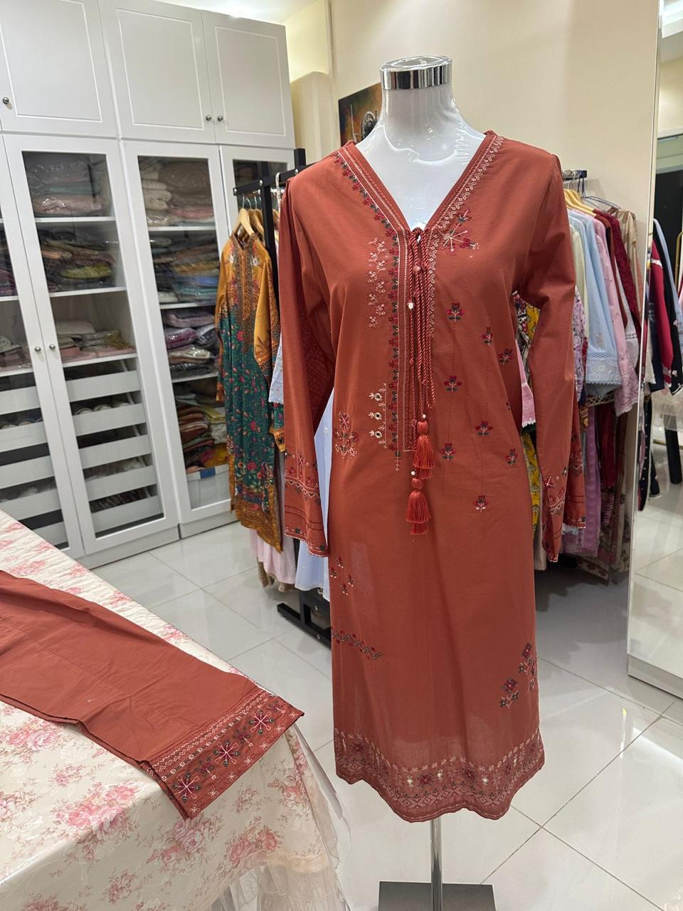 AGHA NOOR 2 PIECE - EMBROIDERED LAWN SHIRT AND TROUSER