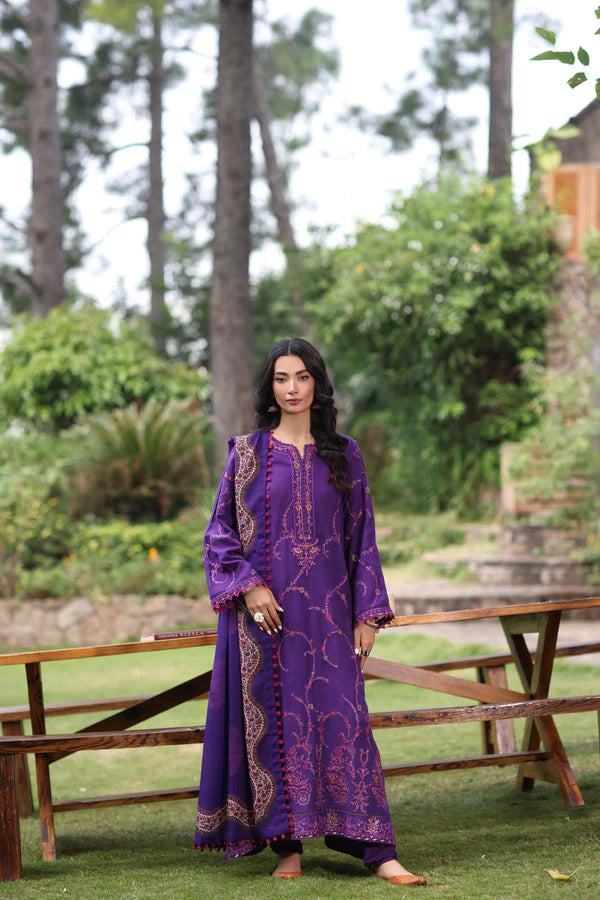 NOOR BY SADIA ASAD Winter Shawls-D6