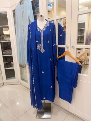 BRANDS GALLERIA EXCLUSIVE THREE PIECE TUSSEL SILK STITCHED DRESS