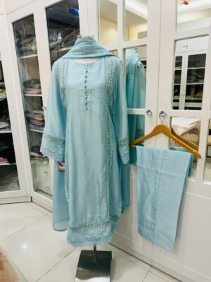 BRANDS GALLERIA EXCLUSIVE STITCHED TUSSEL SILK COLLECTION