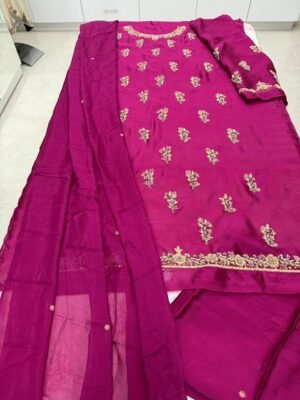 BRANDS GALLERIA EXCLUSIVE UNSTITCHED SHEESHA SILK COLLECTION